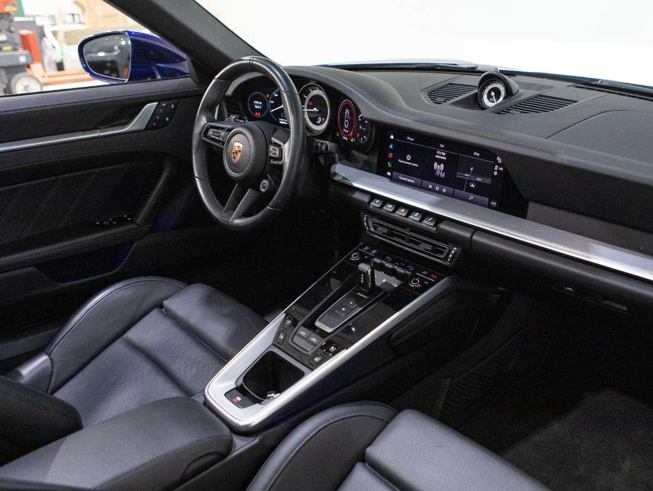 2024 Porsche 911 Targa 4S Photo