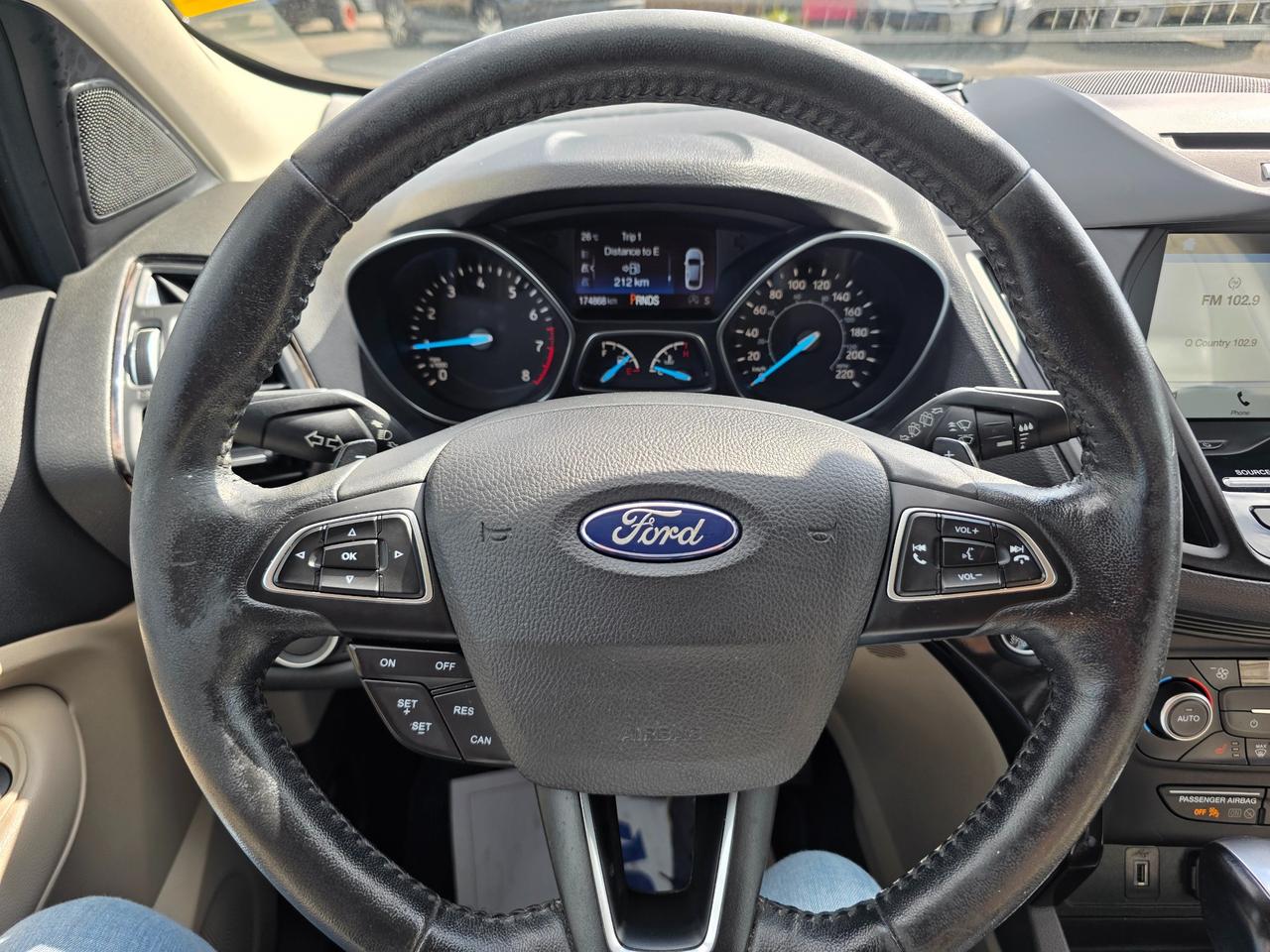 2017 Ford Escape Titanium 4dr 4x4 Photo