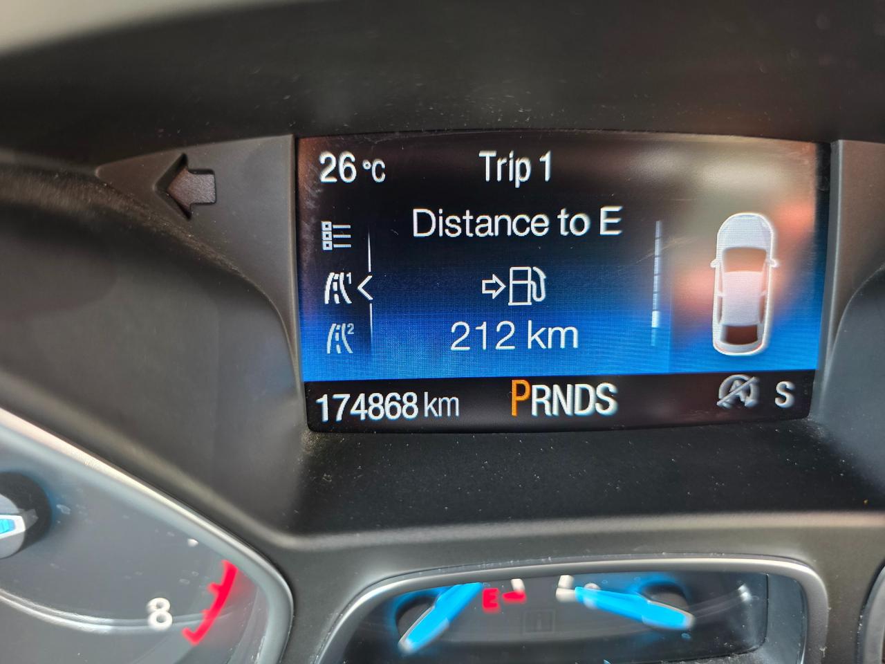 2017 Ford Escape Titanium 4dr 4x4 Photo