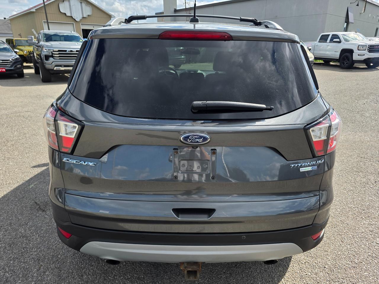 2017 Ford Escape Titanium 4dr 4x4 Photo