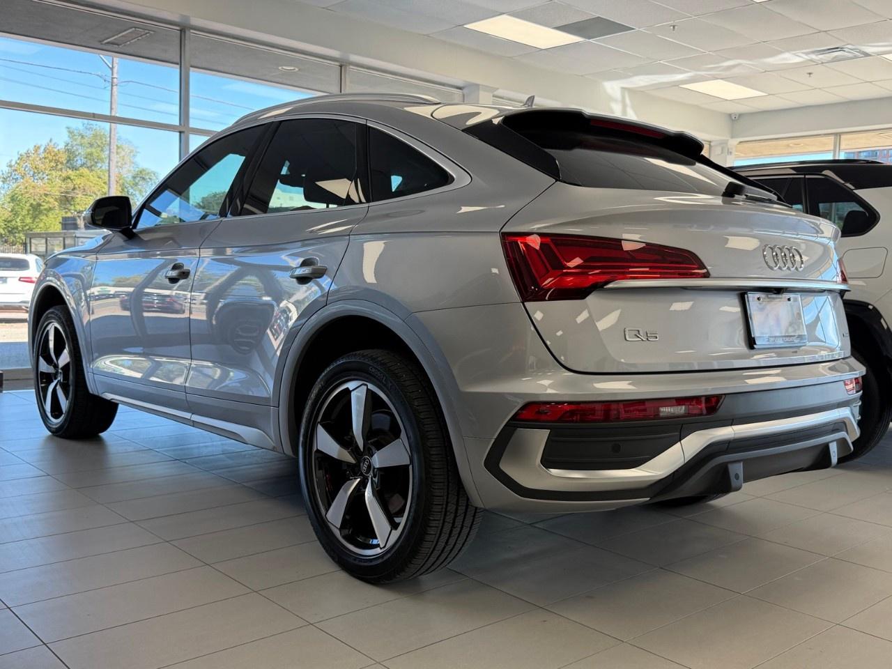 2023 Audi Q5 Sportback Progressiv 45 TFSI quattro Photo1