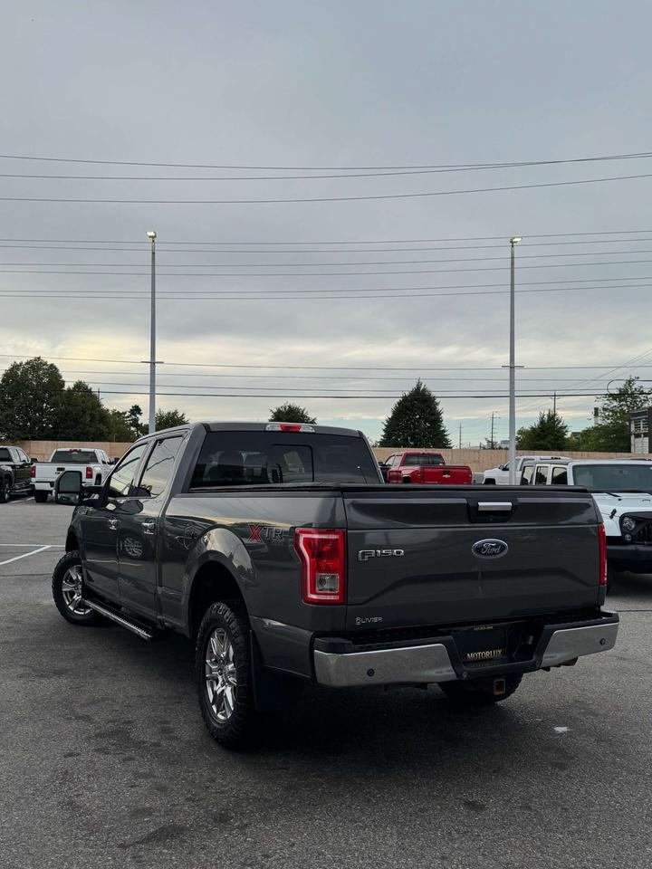2017 Ford F-150 4WD SuperCrew 157 XLT 6.5' Box Photo