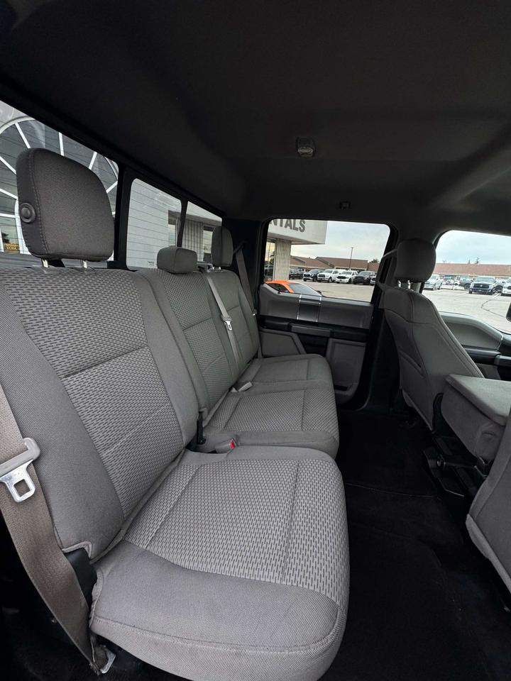 2017 Ford F-150 4WD SuperCrew 157 XLT 6.5' Box Photo