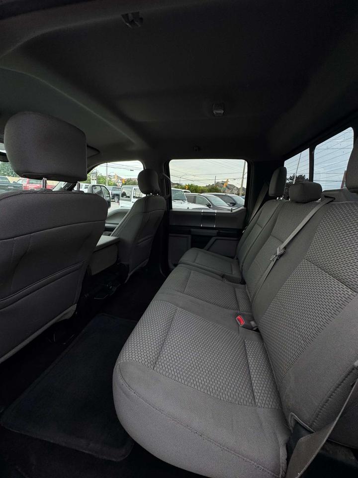 2017 Ford F-150 4WD SuperCrew 157 XLT 6.5' Box Photo