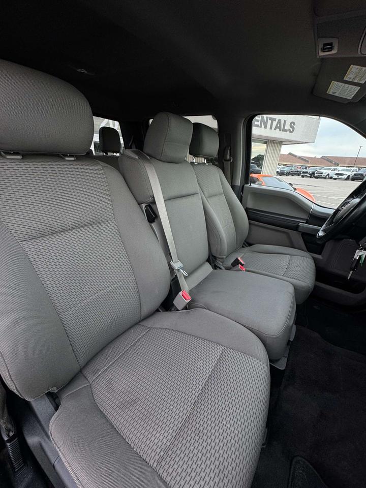 2017 Ford F-150 4WD SuperCrew 157 XLT 6.5' Box Photo