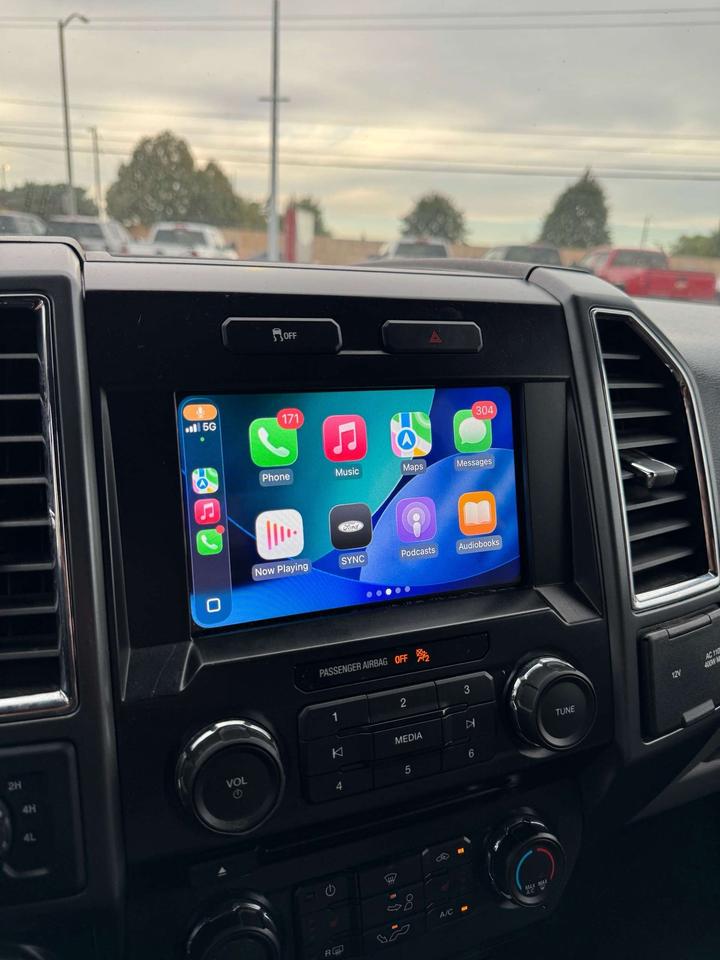 2017 Ford F-150 4WD SuperCrew 157 XLT 6.5' Box Photo