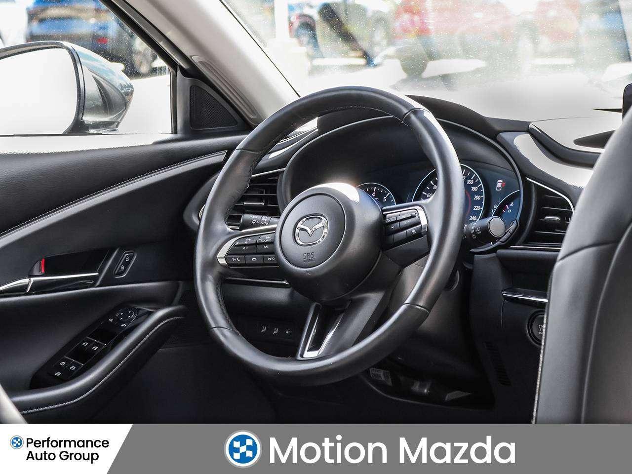 2024 Mazda CX-30 GS   Luxury pkg   Carplay Photo