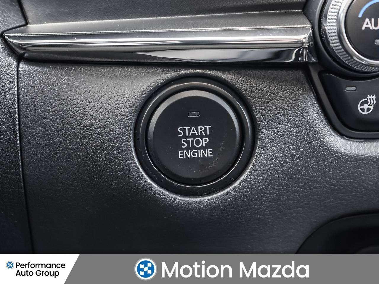 2024 Mazda CX-30 GS   Luxury pkg   Carplay Photo