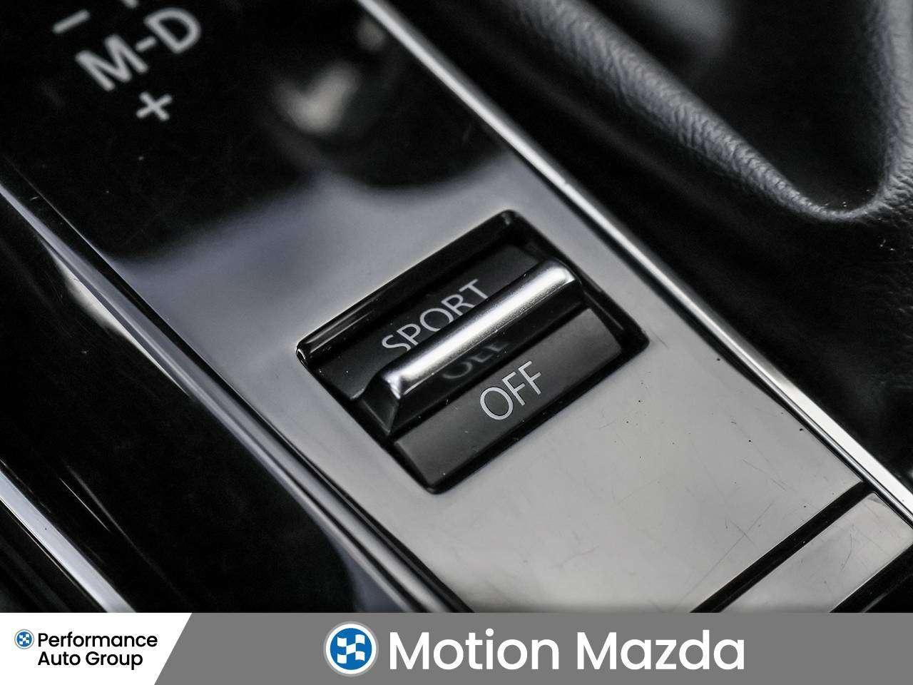 2024 Mazda CX-30 GS   Luxury pkg   Carplay Photo
