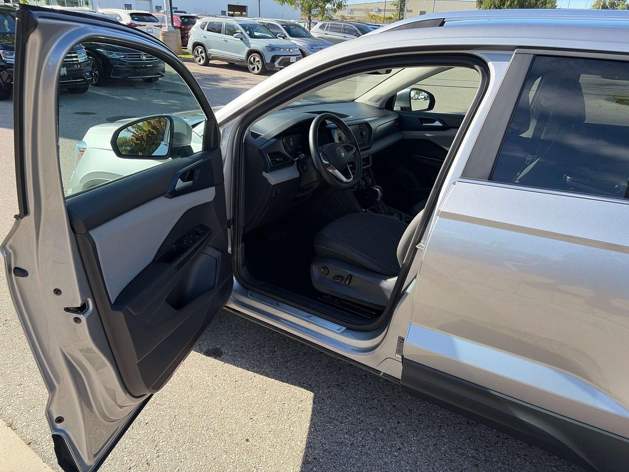 2023 Volkswagen Taos Comfortline Photo
