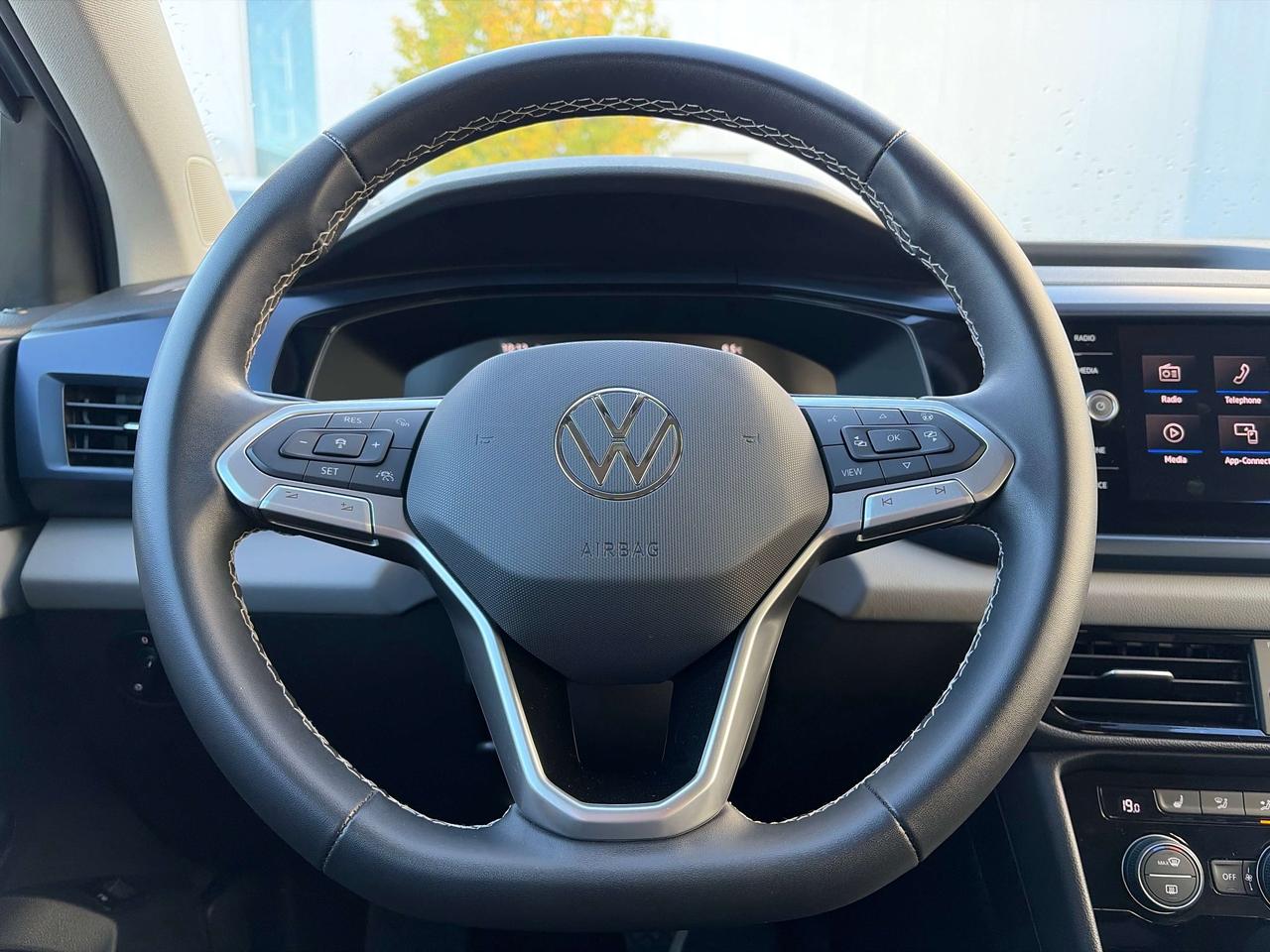 2023 Volkswagen Taos Comfortline Photo
