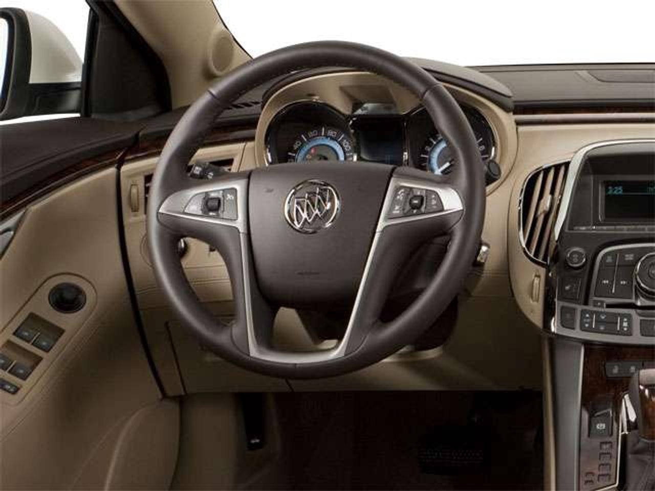 2010 Buick LaCrosse CX /  COMES FULLY CERTIFIED  ALL INCLUDED IN PRICE Photo3