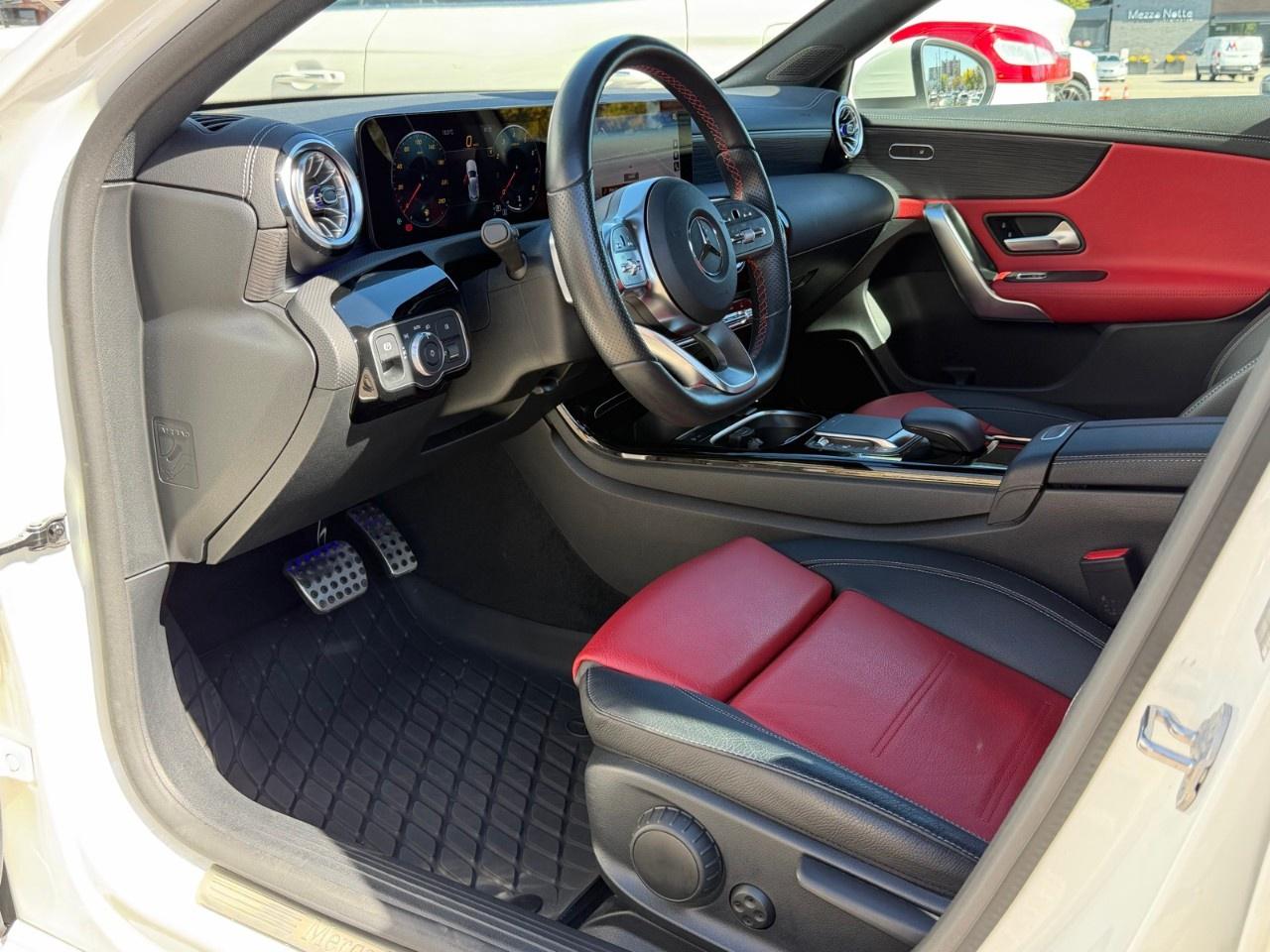 2022 Mercedes-Benz A-Class A 250 4MATIC Hatch Photo