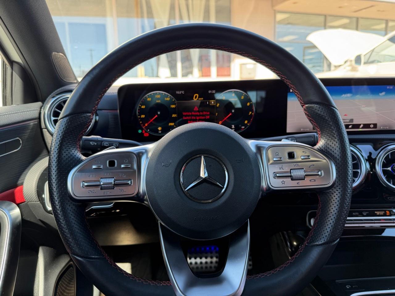 2022 Mercedes-Benz A-Class A 250 4MATIC Hatch Photo