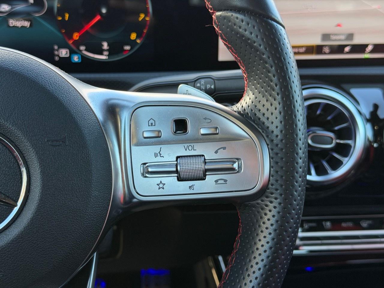 2022 Mercedes-Benz A-Class A 250 4MATIC Hatch Photo
