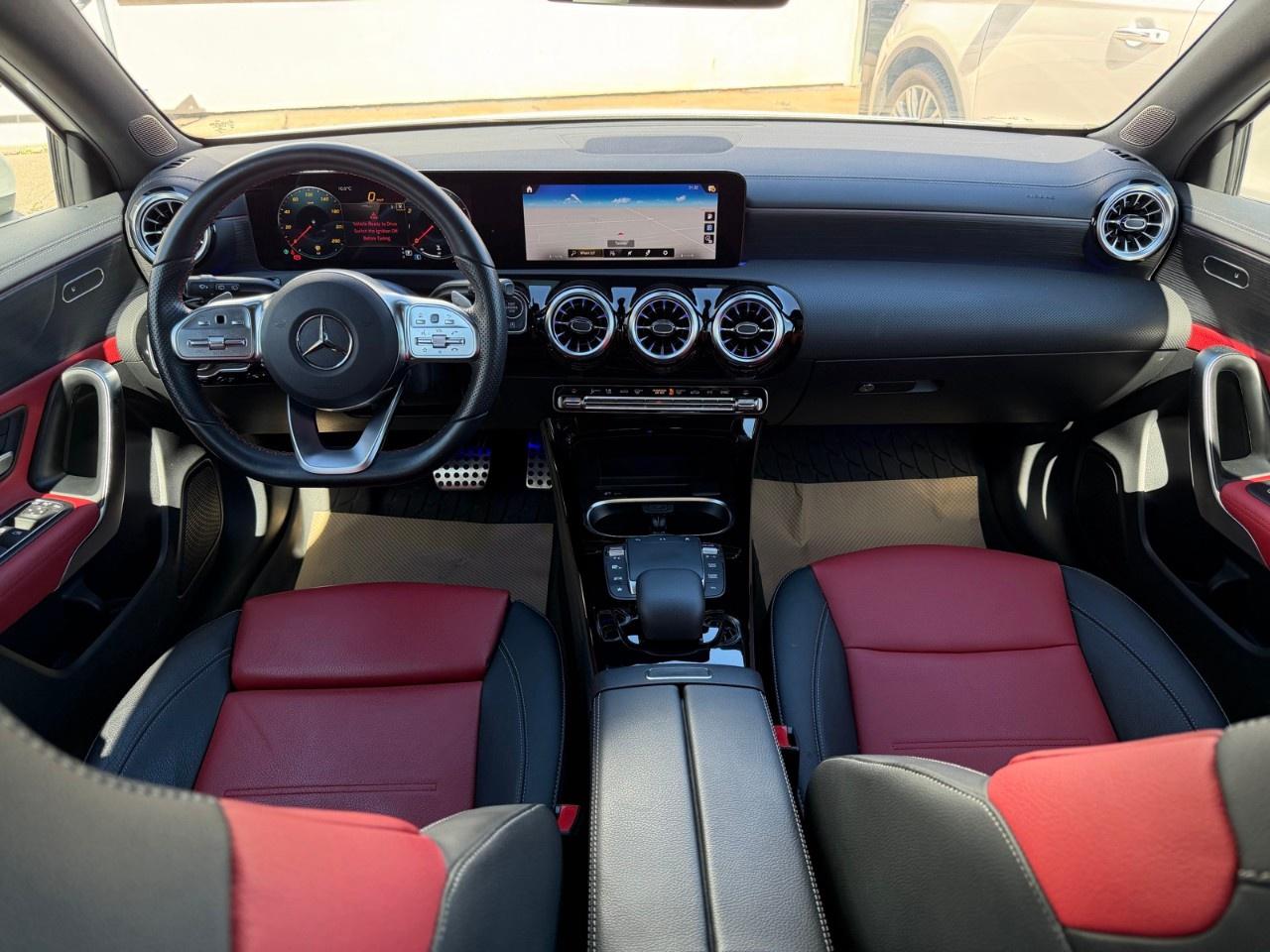 2022 Mercedes-Benz A-Class A 250 4MATIC Hatch Photo
