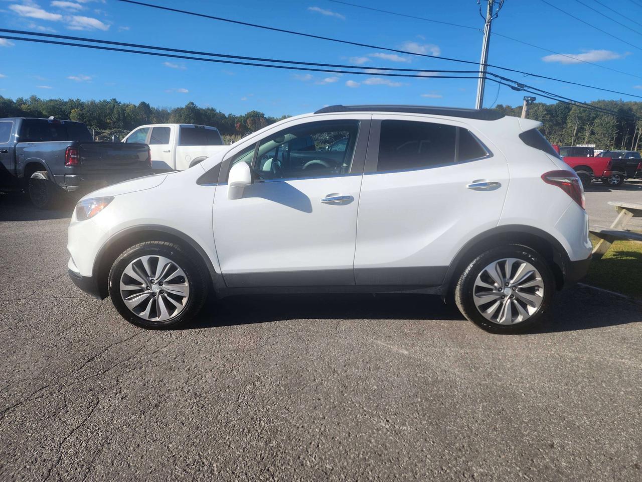 2020 Buick Encore Preferred Photo5