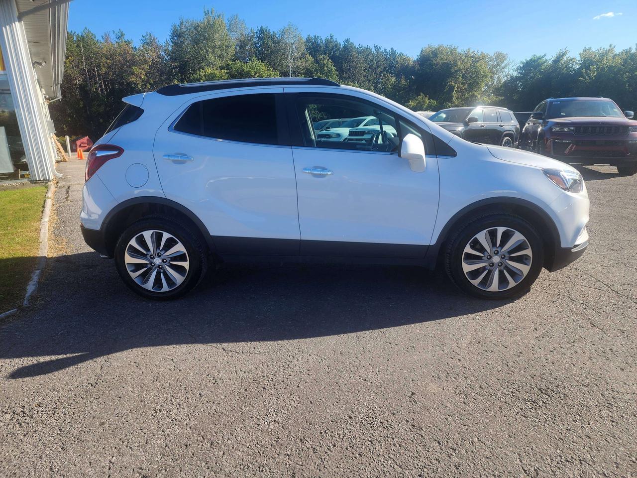 2020 Buick Encore Preferred Photo4