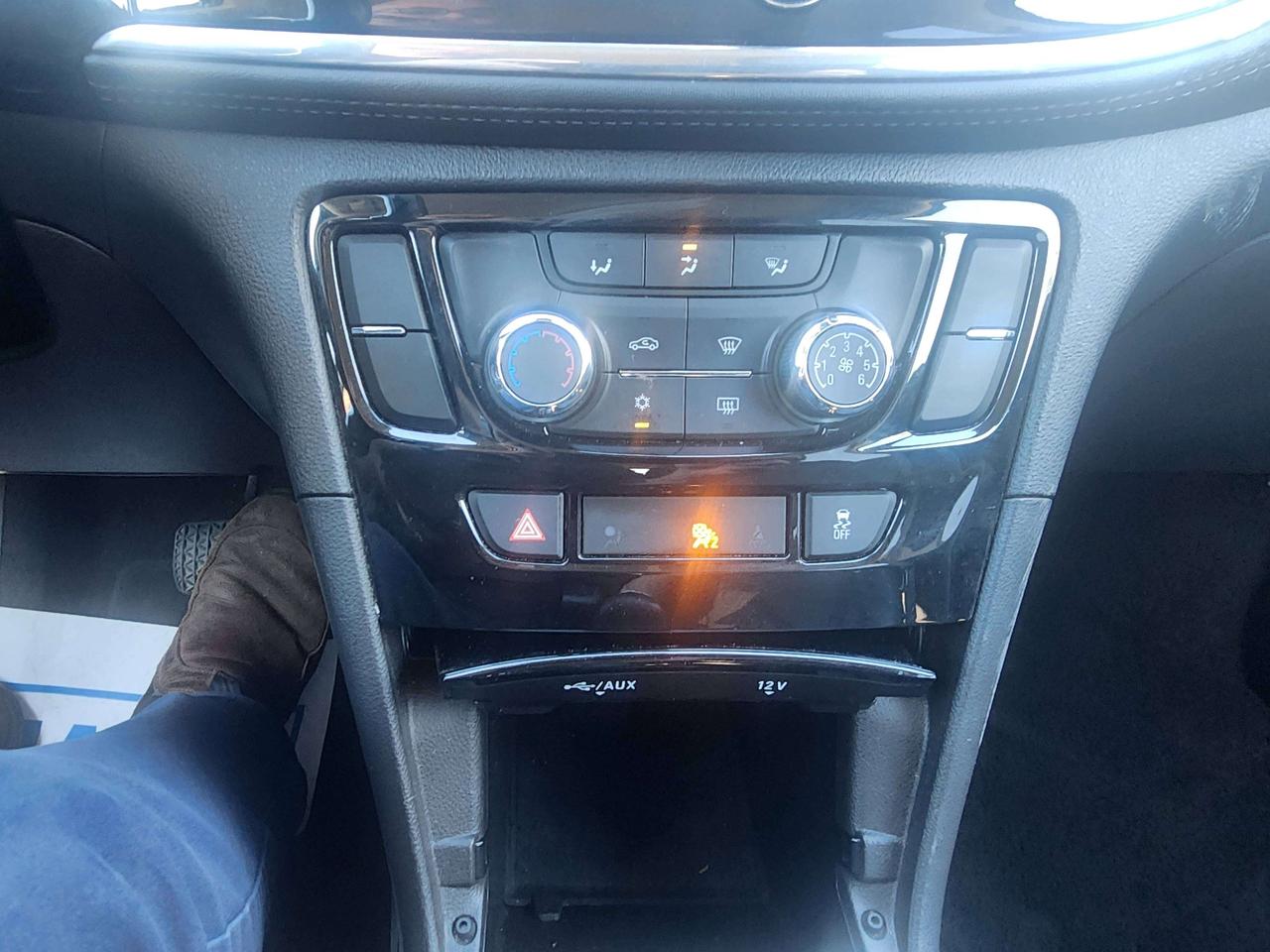 2020 Buick Encore Preferred Photo