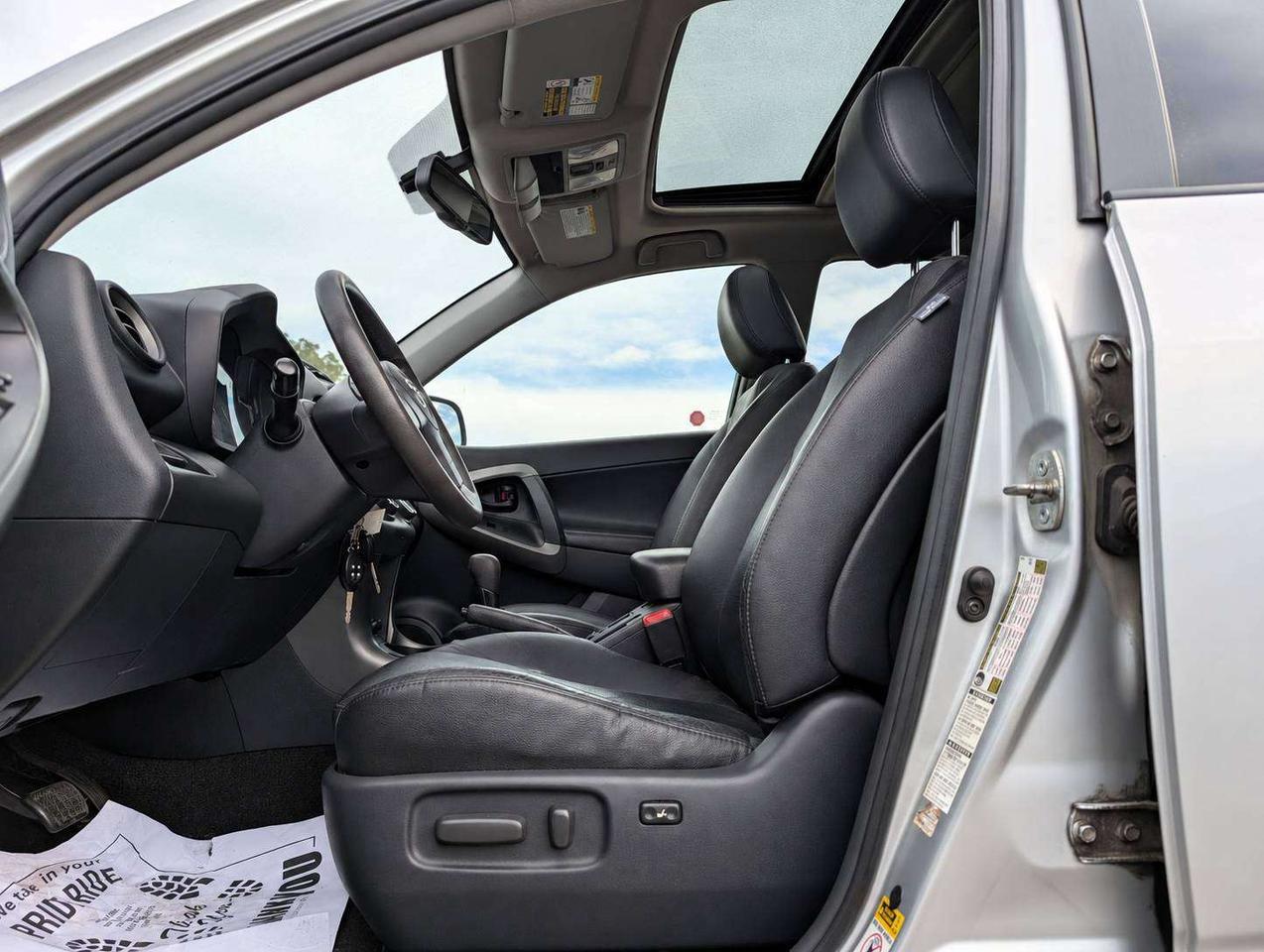 2009 Toyota RAV4 Sport Photo
