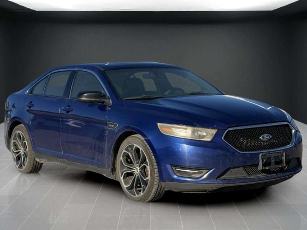 2015 Ford Taurus SHO AWD   NO ACCIDENTS   3.5L TWIN TURBO   365HP   COOLED SEATS   2 SETS OF TIRES   MEMORY SEATS Photo0