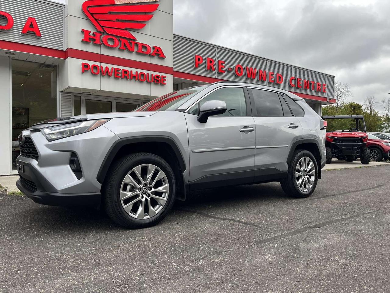 2025 Toyota RAV4 XLE Photo1
