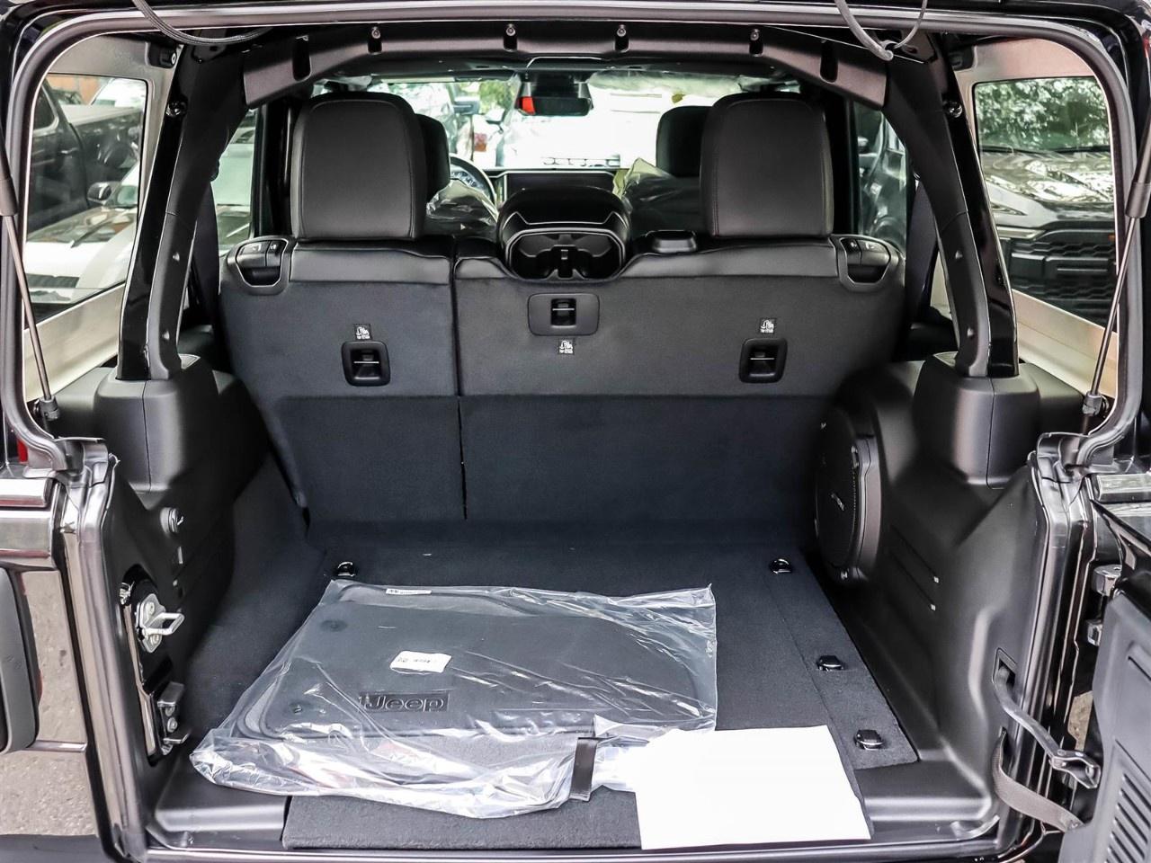 2027 Jeep Wrangler Rubicon X 4 Door 4x4 Photo