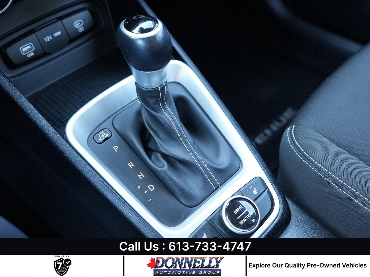 2024 Hyundai Venue Preferred IVT Photo