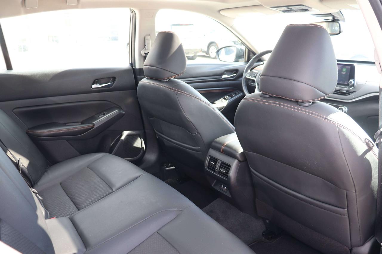 2021 Nissan Altima SR AWD  OFF LEASE  REMOTE START  REAR CAM SUNROOF Photo
