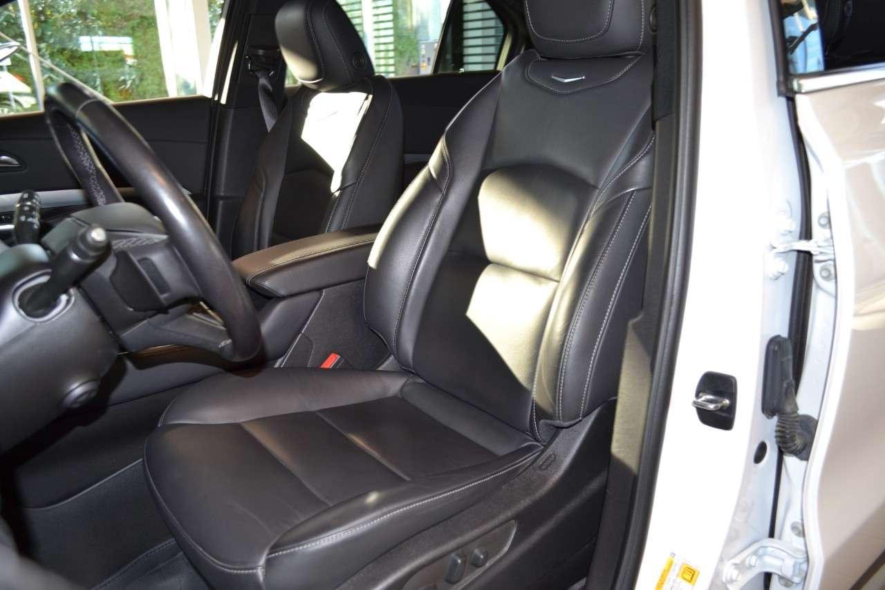 2023 Cadillac XT4 AWD 4dr Premium Luxury Photo