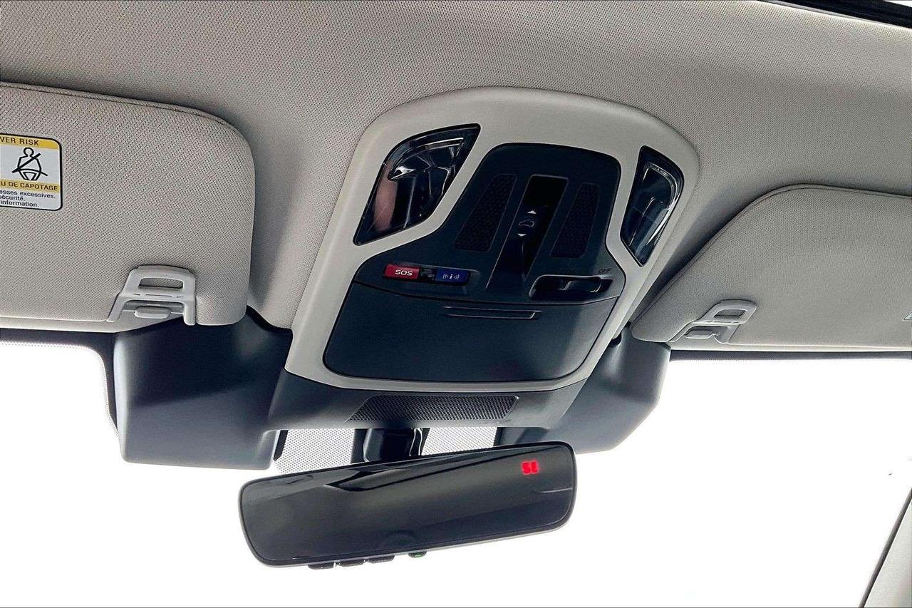2023 Subaru Outback Touring   Heated Wheel   CarPlay/Android Auto Photo