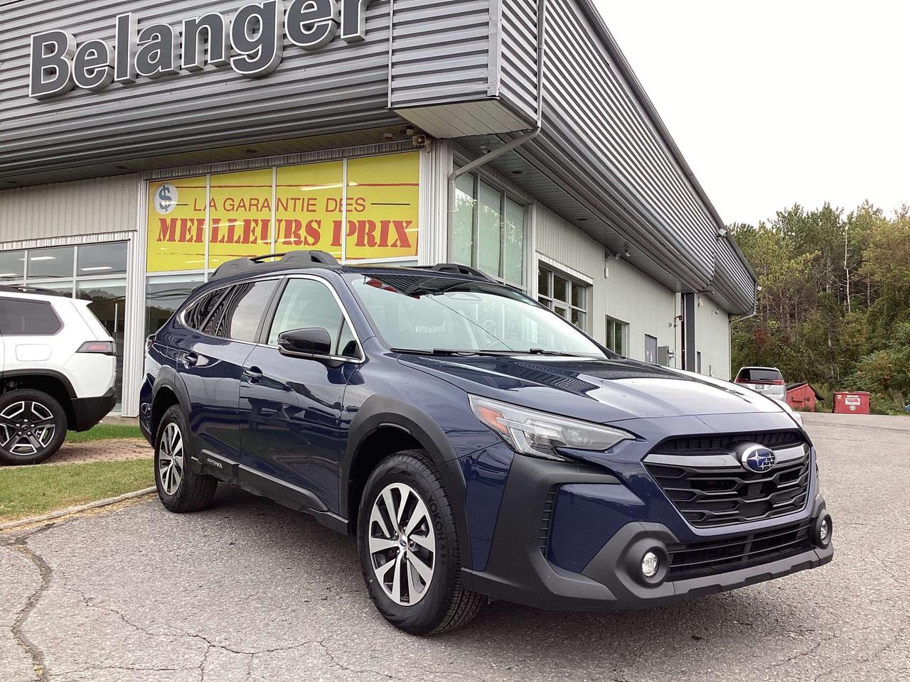 2024 Subaru Outback Touring Photo0