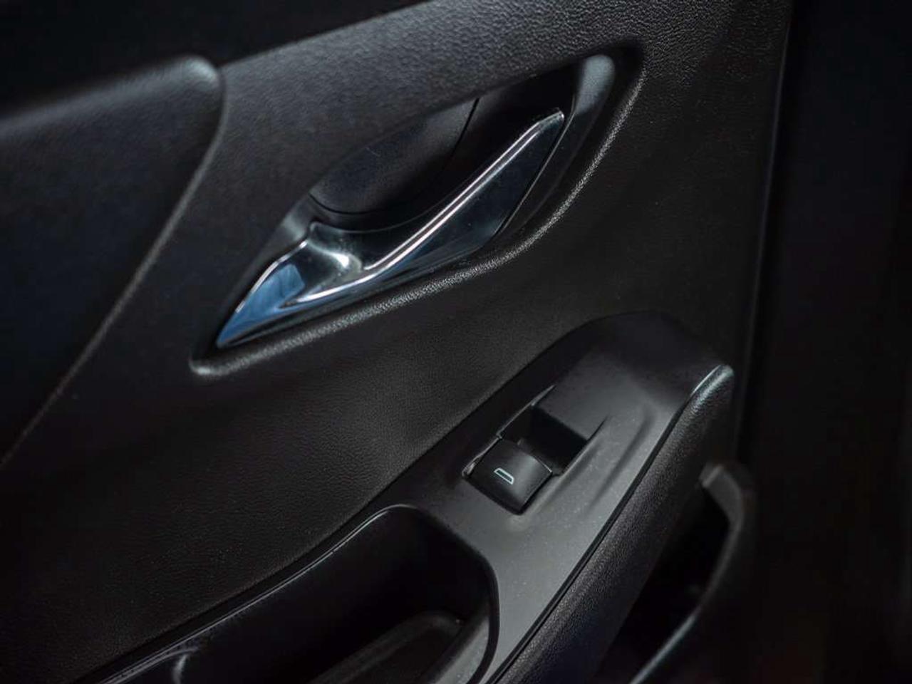2021 Chevrolet Traverse LT Cloth - 3rd Row Seat   Power Driver Seat Photo