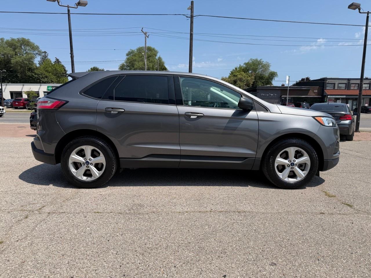 2022 Ford Edge SE AWD Photo