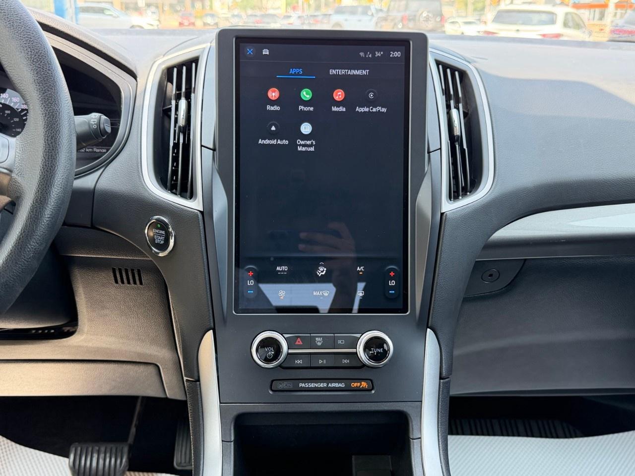 2022 Ford Edge SE AWD Photo