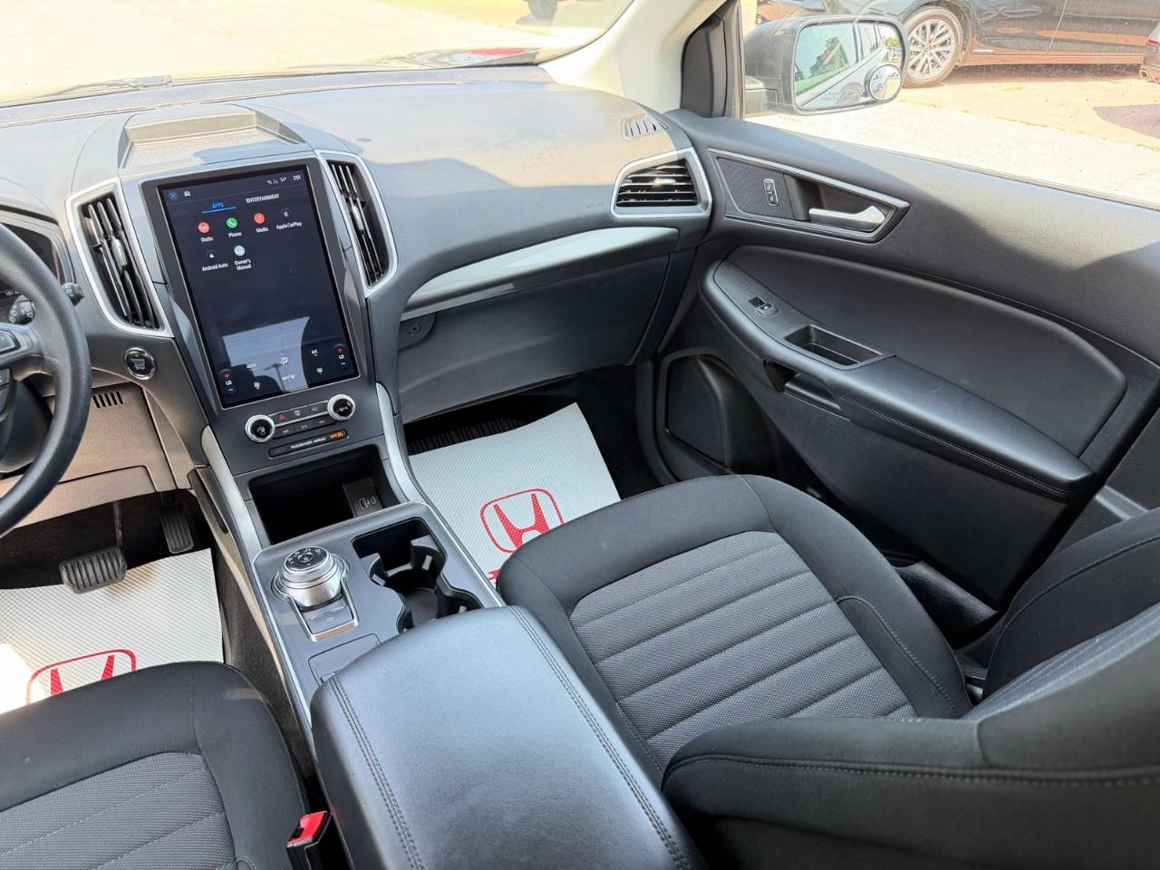 2022 Ford Edge SE AWD Photo