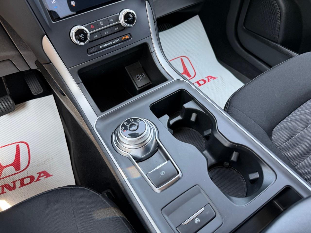 2022 Ford Edge SE AWD Photo