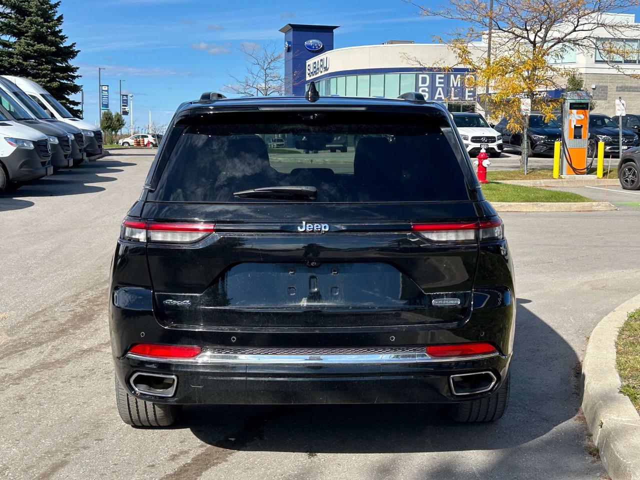 2023 Jeep Grand Cherokee Overland Photo