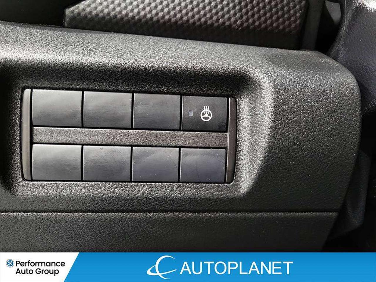 2024 Nissan Kicks SV, Android Auto, Back Up Cam, Remote Start! Photo