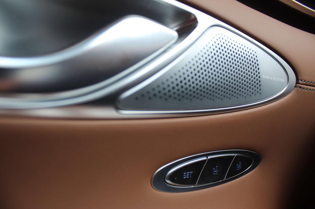 2026 Genesis GV70 2.5T Advanced Photo