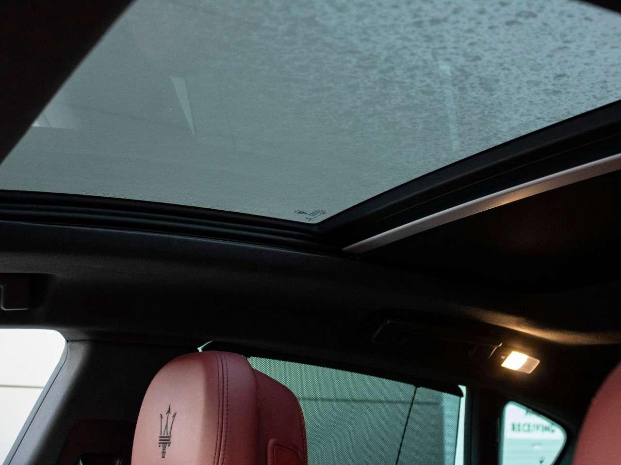2021 Maserati Levante GranLusso 3.0L Photo
