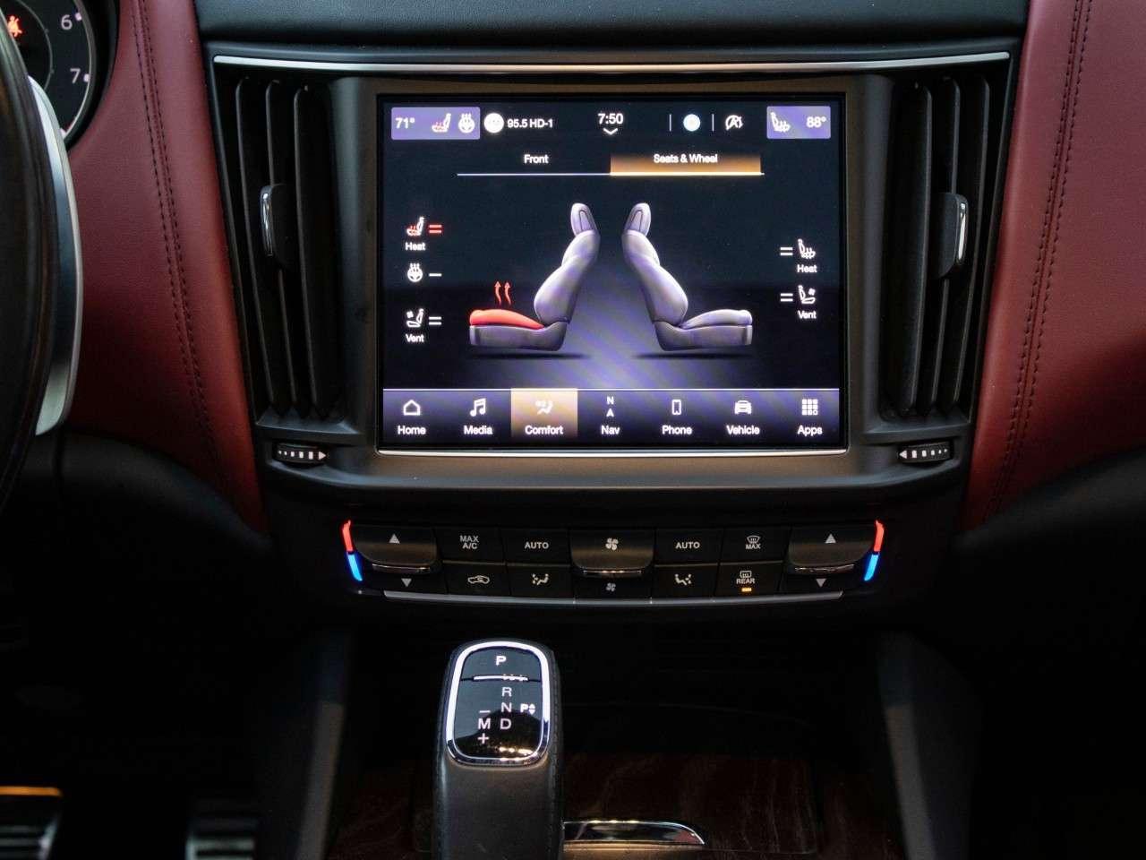 2021 Maserati Levante GranLusso 3.0L Photo