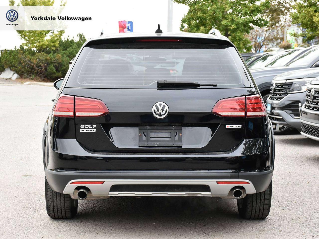 2019 Volkswagen Golf Alltrack 4Motion Photo