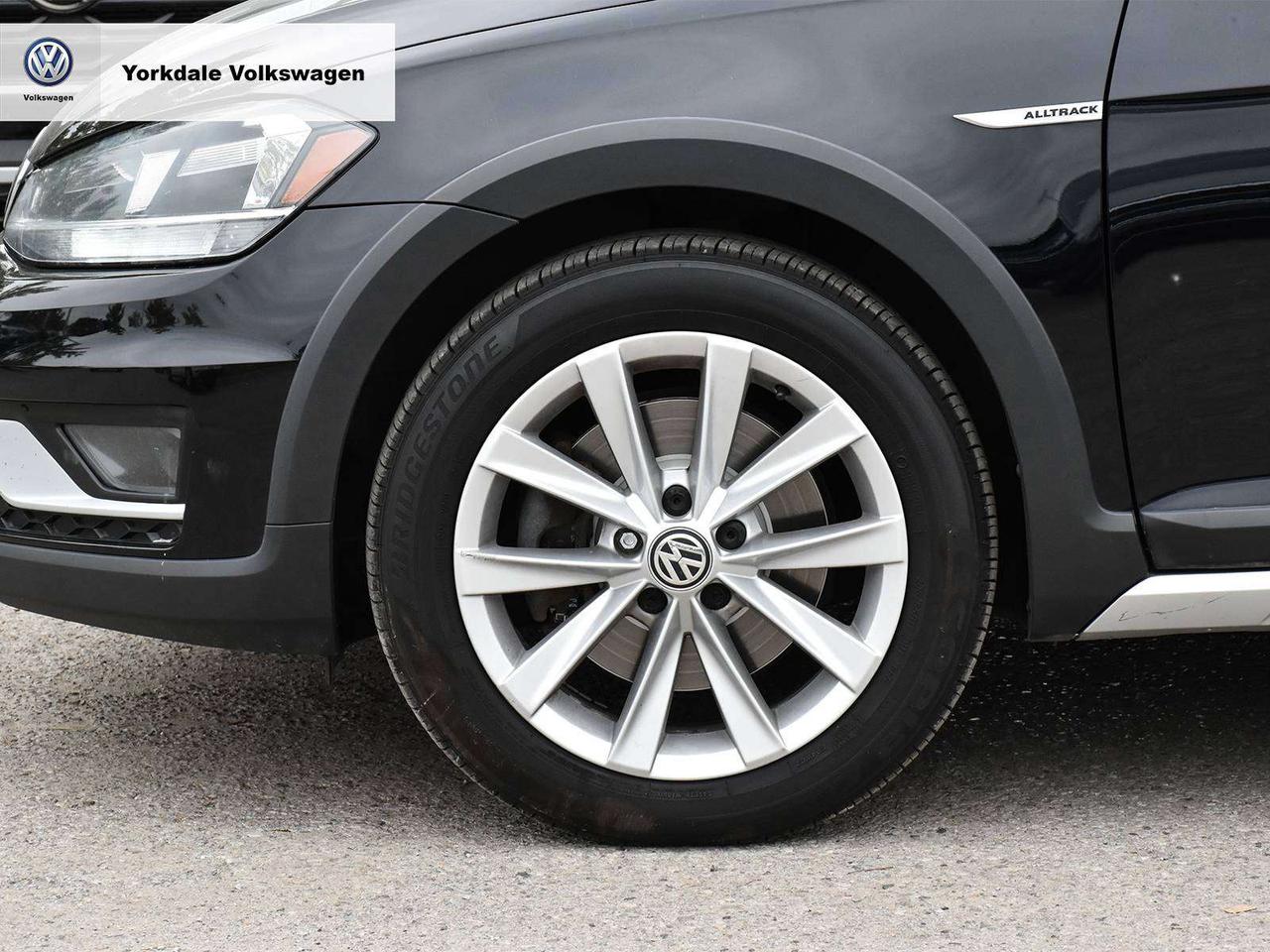 2019 Volkswagen Golf Alltrack 4Motion Photo