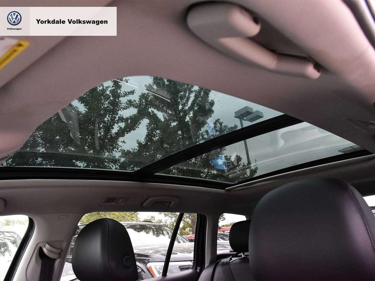 2019 Volkswagen Golf Alltrack 4Motion Photo