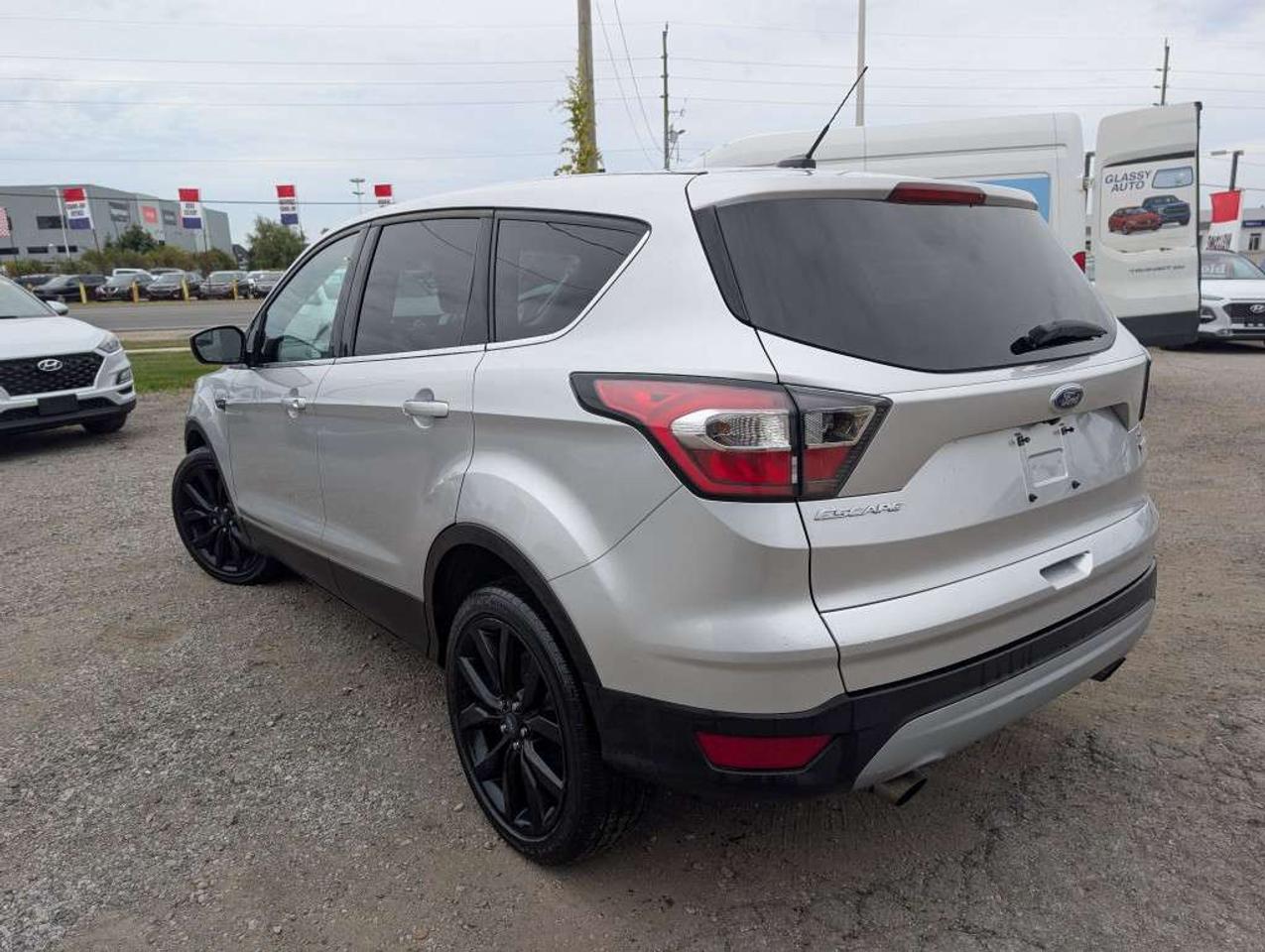 2017 Ford Escape SE   CAMERA   HTD SEATS Photo