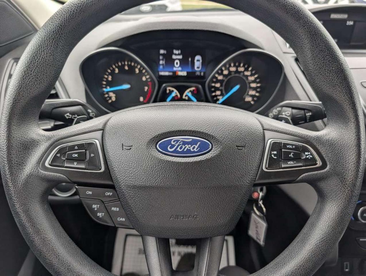 2017 Ford Escape SE   CAMERA   HTD SEATS Photo