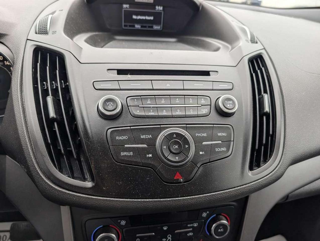 2017 Ford Escape SE   CAMERA   HTD SEATS Photo