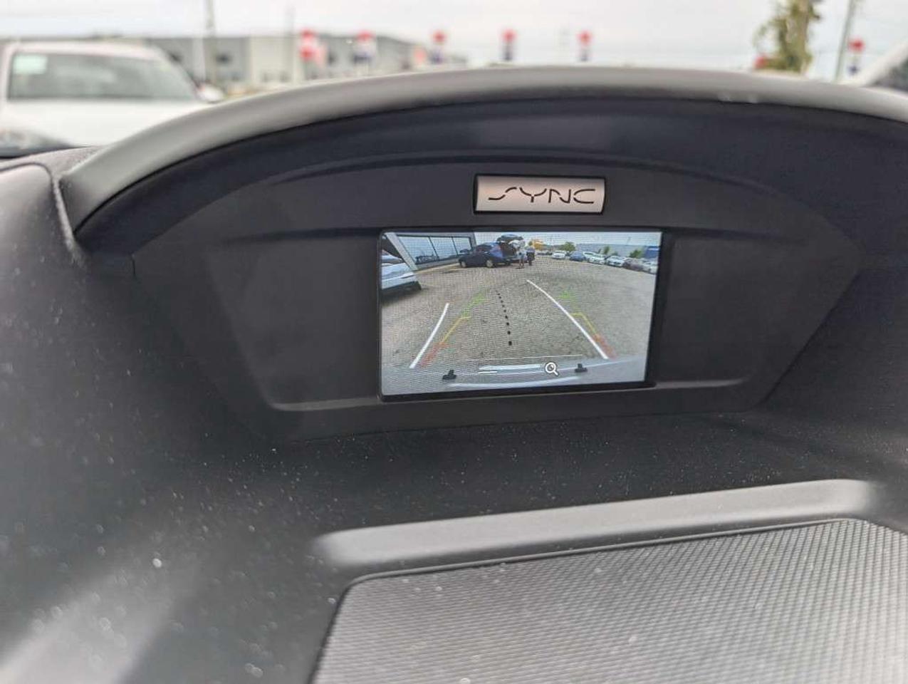 2017 Ford Escape SE   CAMERA   HTD SEATS Photo