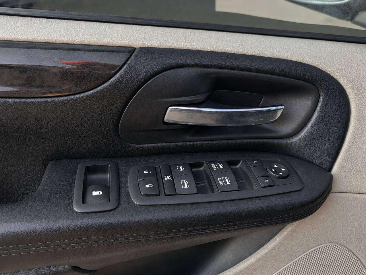2018 Dodge Grand Caravan CANADA VALUE PACKAGE Photo